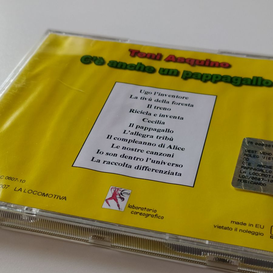 2007 - CD "c'è anche un pappagallo"