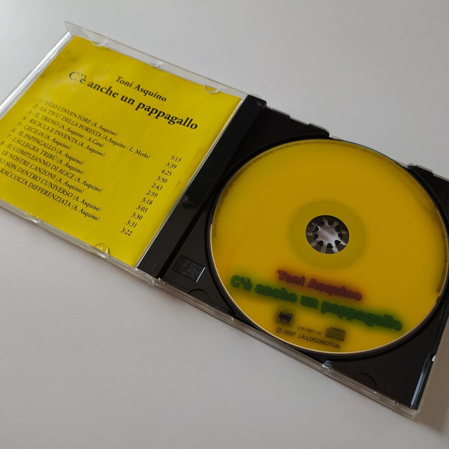 2007 - CD "c'è anche un pappagallo"